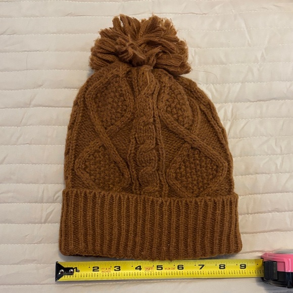Cozy Brown Knit Pom-Pom Beanie - Picture 2 of 6